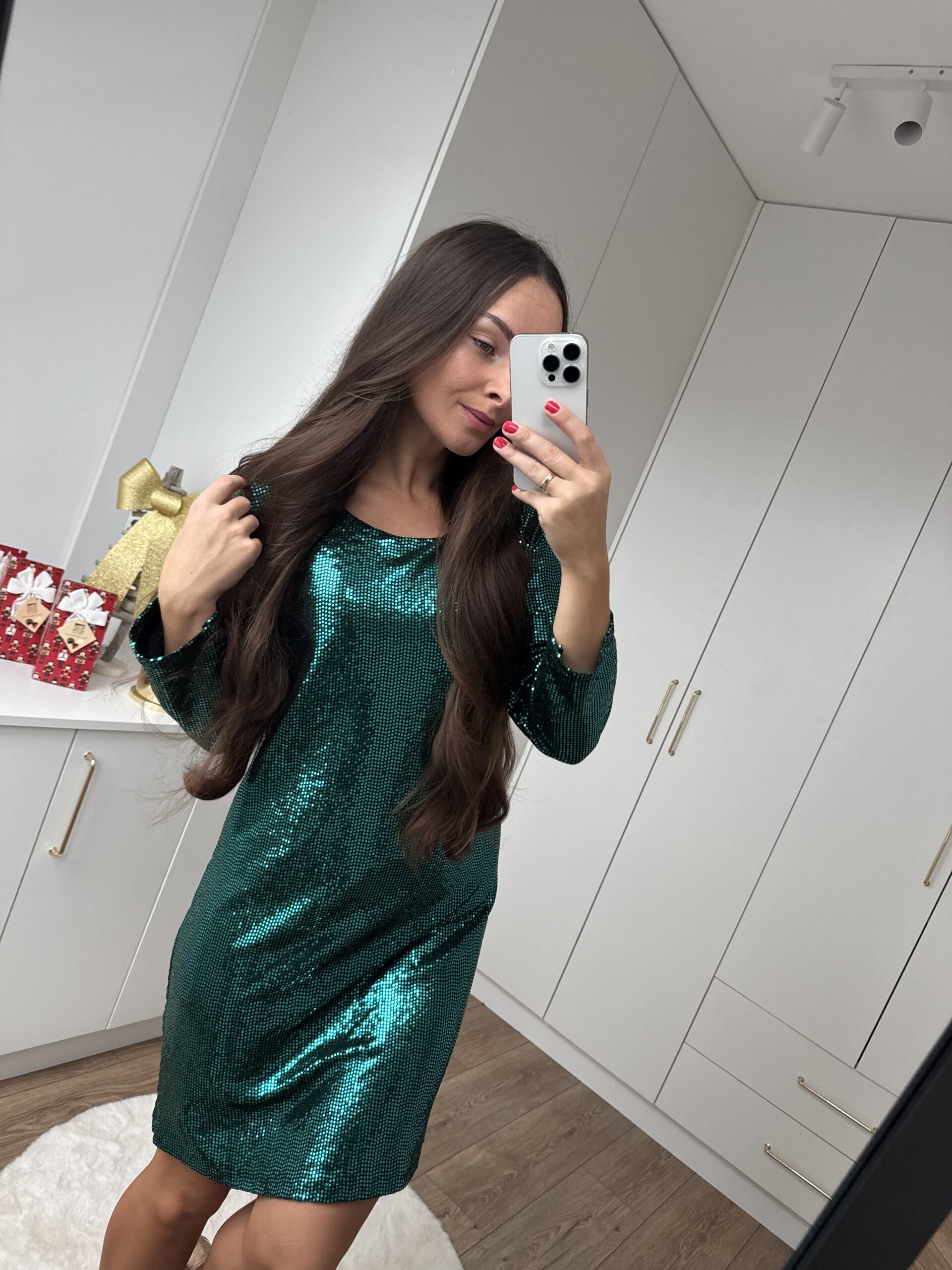 Sukienka Cekinowa Prosta Sukienka Cekinowa Prosta - obrazek 6