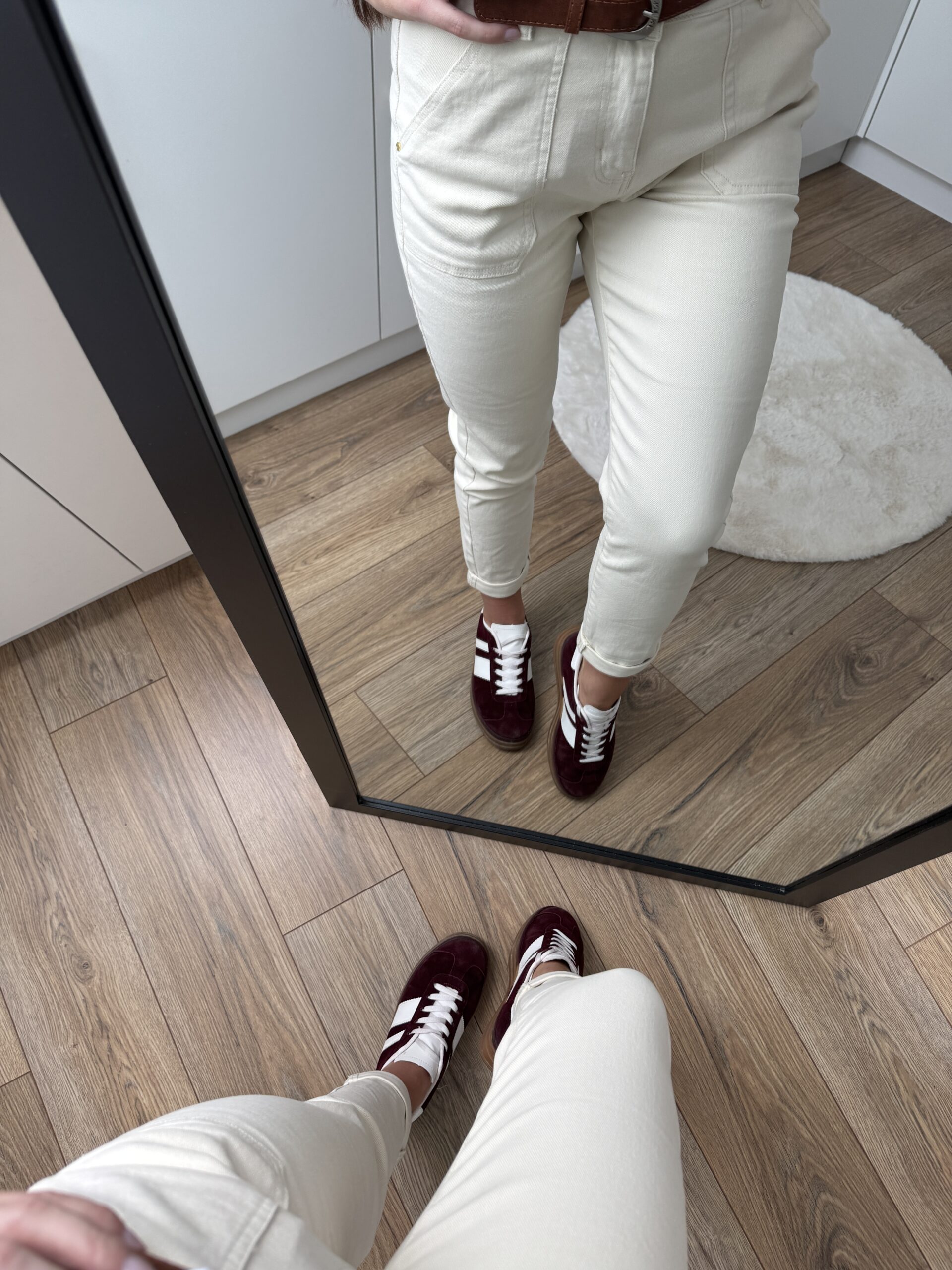 Spodnie Beżowe Mom Fit Spodnie Beżowe Mom Fit