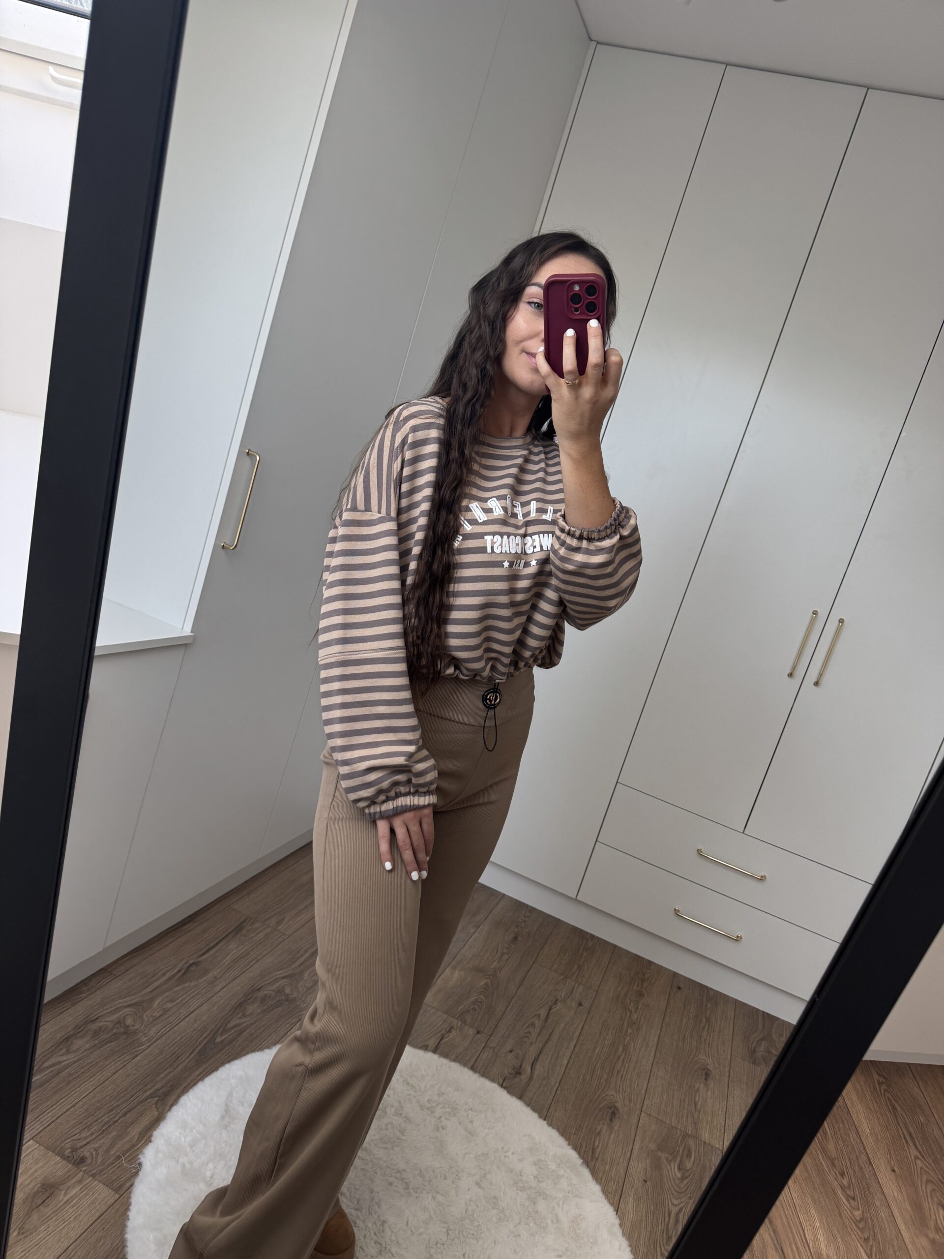 Krótka Bluza W Paski Krótka Bluza W Paski - obrazek 2